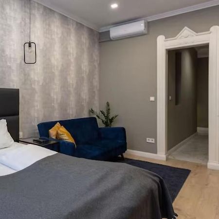Luxurious Studio Located In The Heart Of 布达佩斯 外观 照片